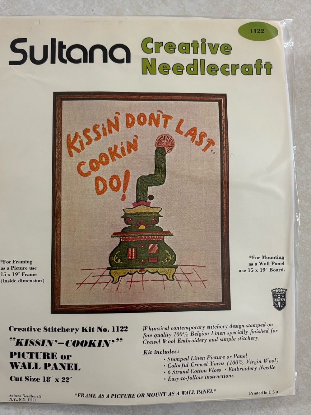 Vintage Sultana Creative Needlecraft Stitchery Kit
# 1122 Kissin'-Cookin’